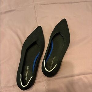 Black Pointed Flats